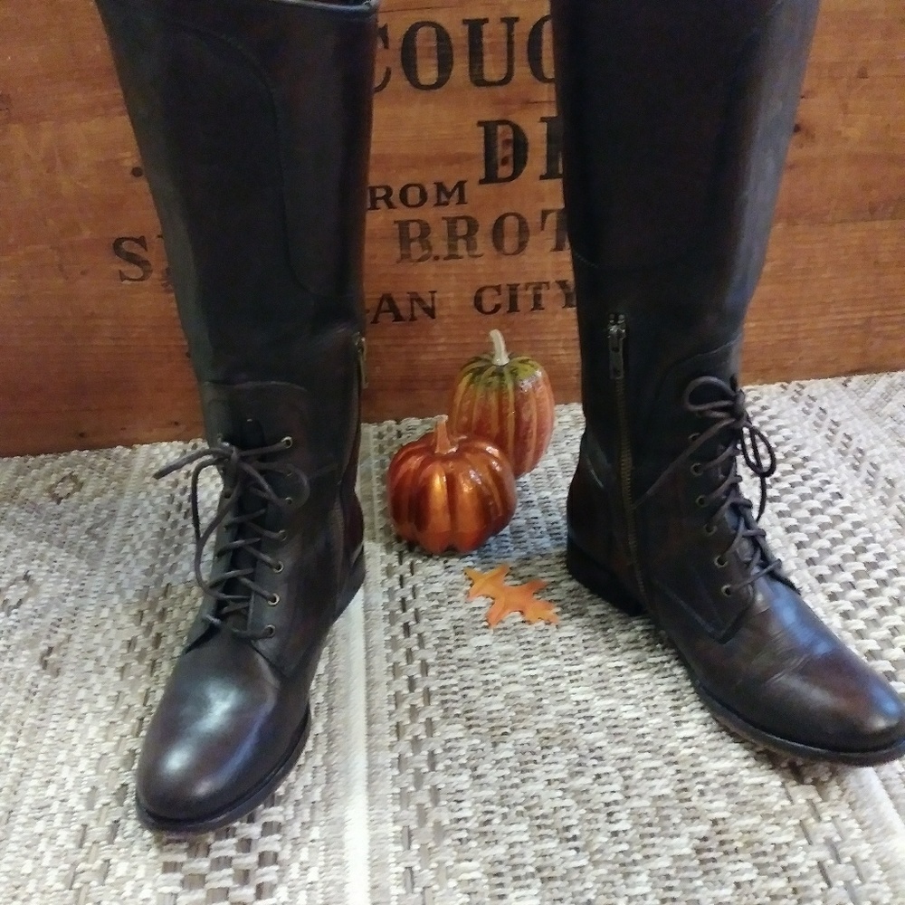 SOLD!!! 🚫Frye Riding Boots - Picture 2 of 5